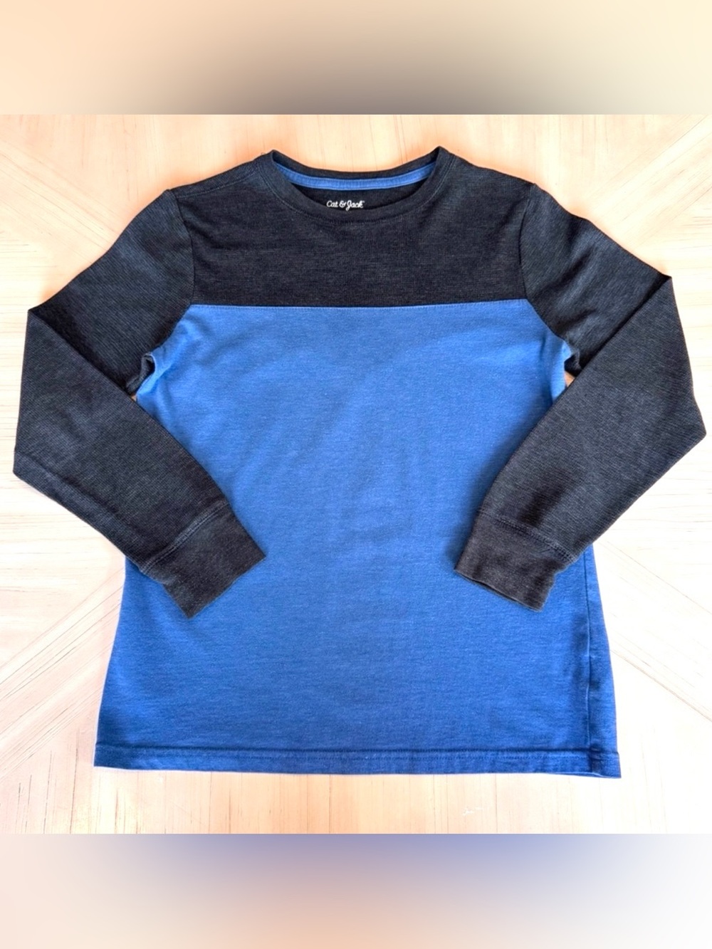 Cat & Jack Boys Long Sleeve Colorblock Shirt – Size Large 12–14